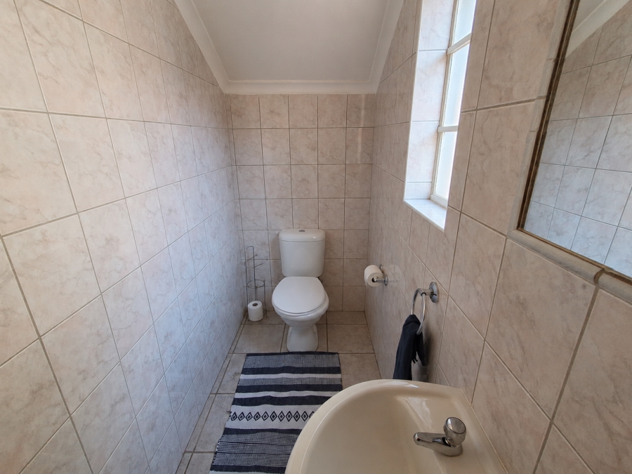 3 Bedroom Property for Sale in Safari Gardens North West